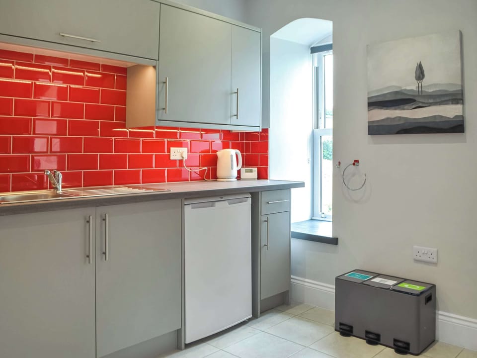 Kitchen | Rose of Sharon - Sannan Court, Llanfynydd