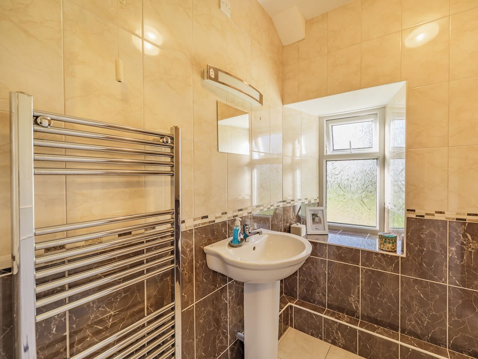 Shower room | Blue House, Elsdon
