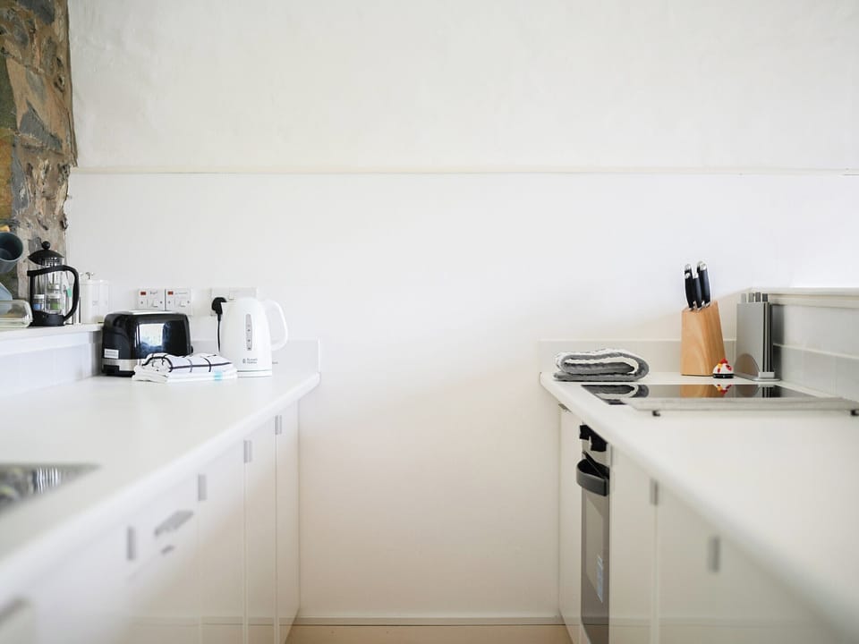 Kitchen area | Awel Deg, Arthog 