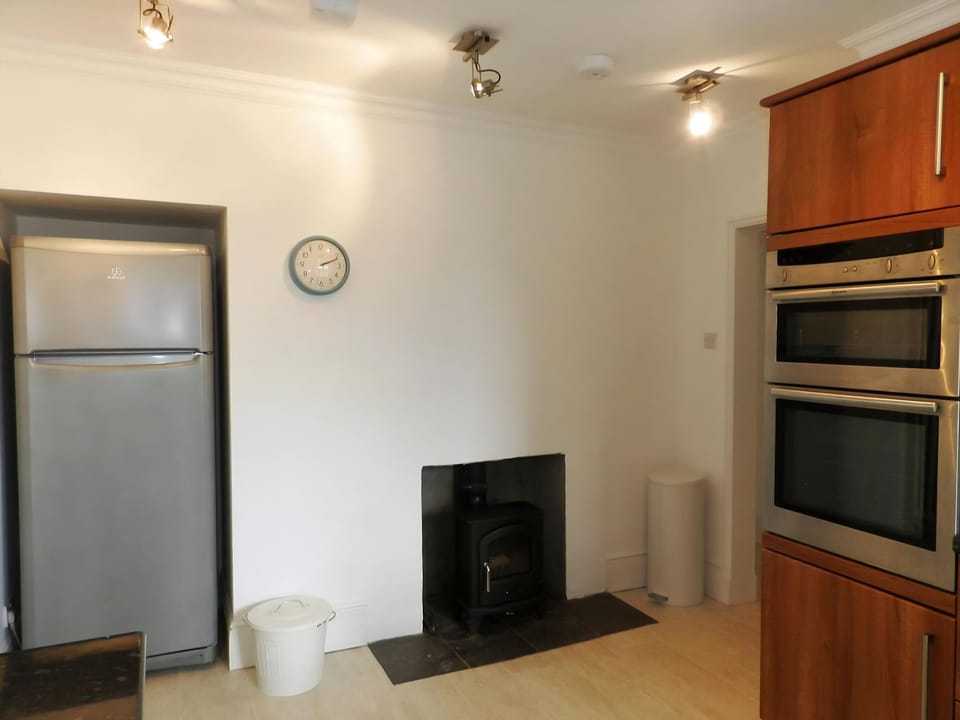 Well equipped kitchen | Craegard House, Corrie, Isle of Arran