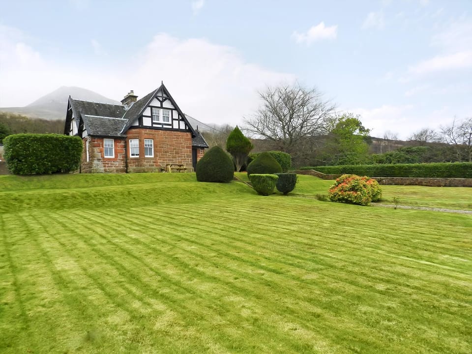 Large enclosed garden | Craegard House, Corrie, Isle of Arran