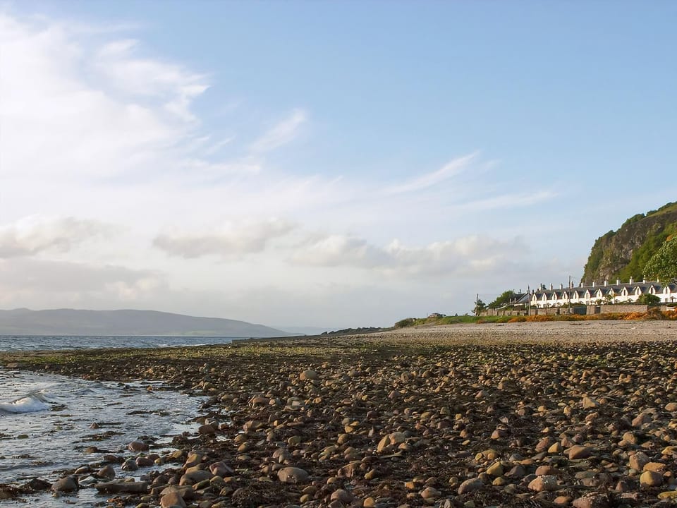 Surrounding area | The Back House - The Apostles, Catacol, near Lochranza