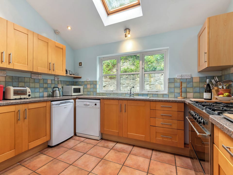 Kitchen area | 35 Quay Street, Lower Town, Fishguard