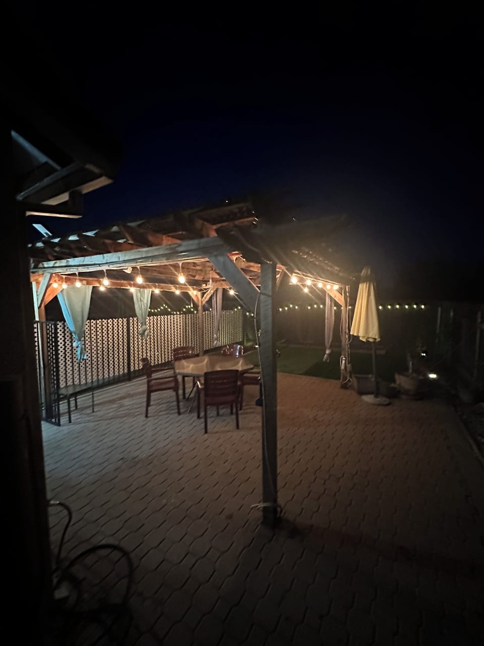 Outdoor dining