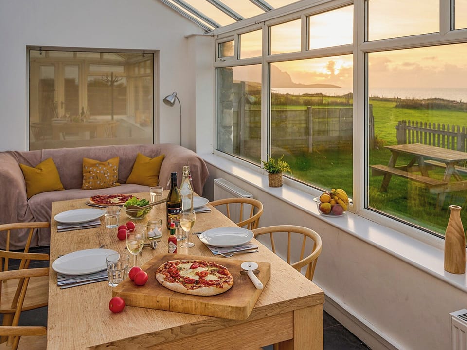 Dining Area | The Mill - Bach Wen Cottages, Clynnog Fawr