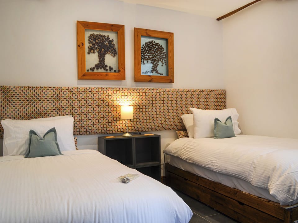 Twin bedroom | The Old Stables, Nordham, near Brough