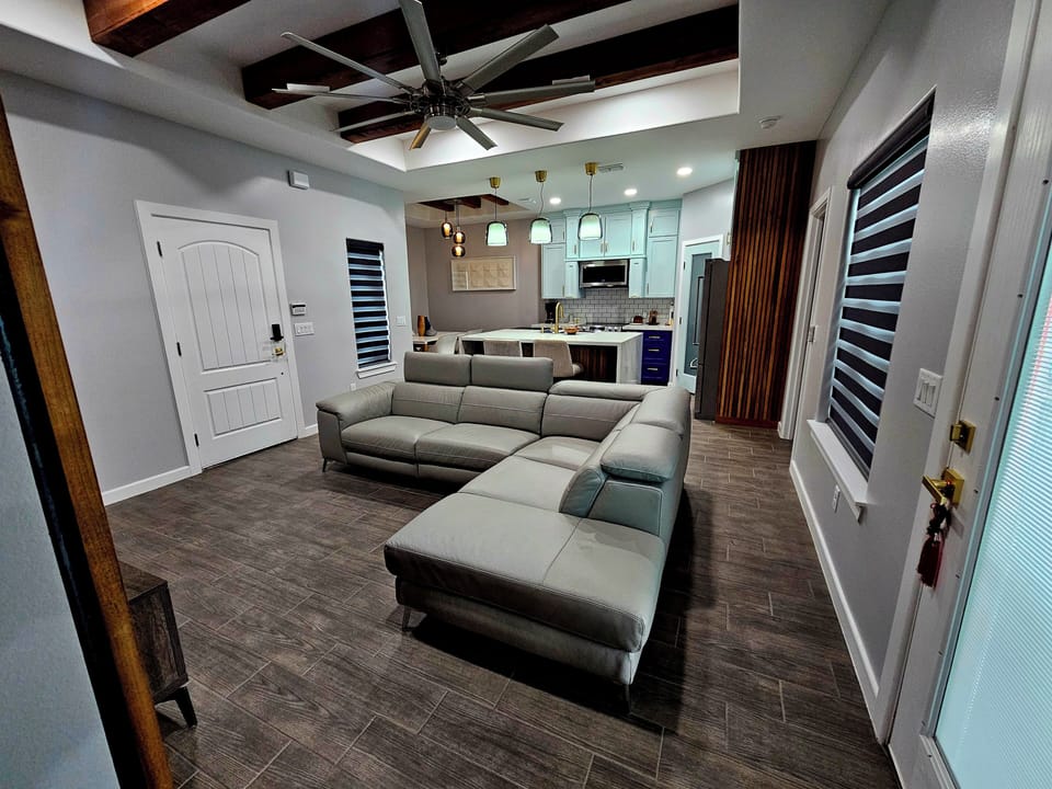 Livin room area access to back yard 