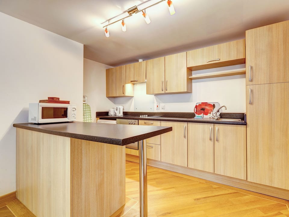 Kitchen | 4 Red Rock - Red Rock Apartments, Dawlish Warren