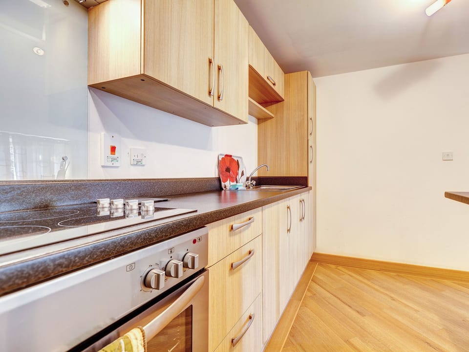 Kitchen | 4 Red Rock - Red Rock Apartments, Dawlish Warren