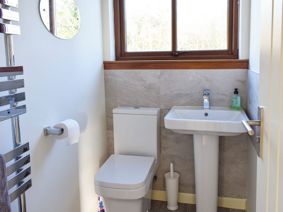 Bathroom | Tigh na Cuile, Lamlash