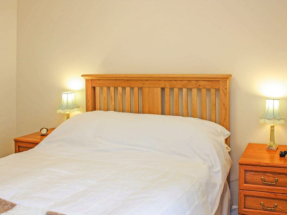 Double bedroom | Apartment 8, Banff