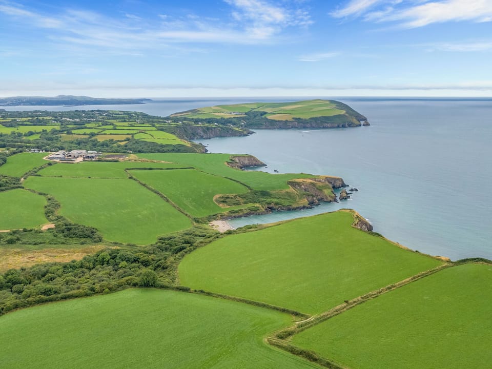 Outdoor area | Morlan Cottage, Newport