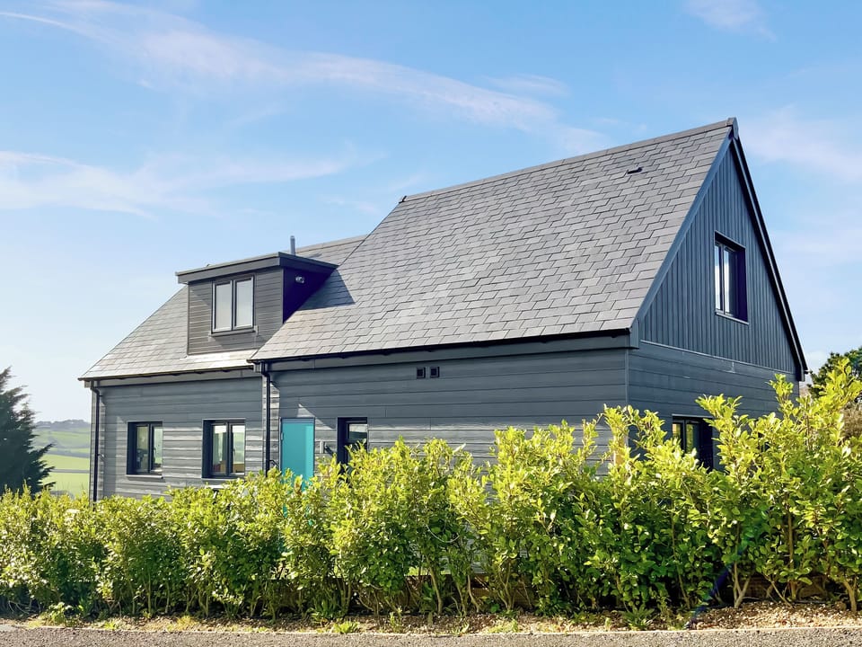 Exterior | Shannon - Fair Isle Holiday Cottages, Near Newport