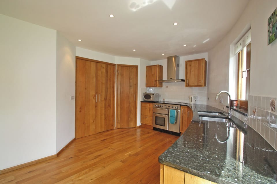 Henllys Lodge, Cilycwm, Llandovery