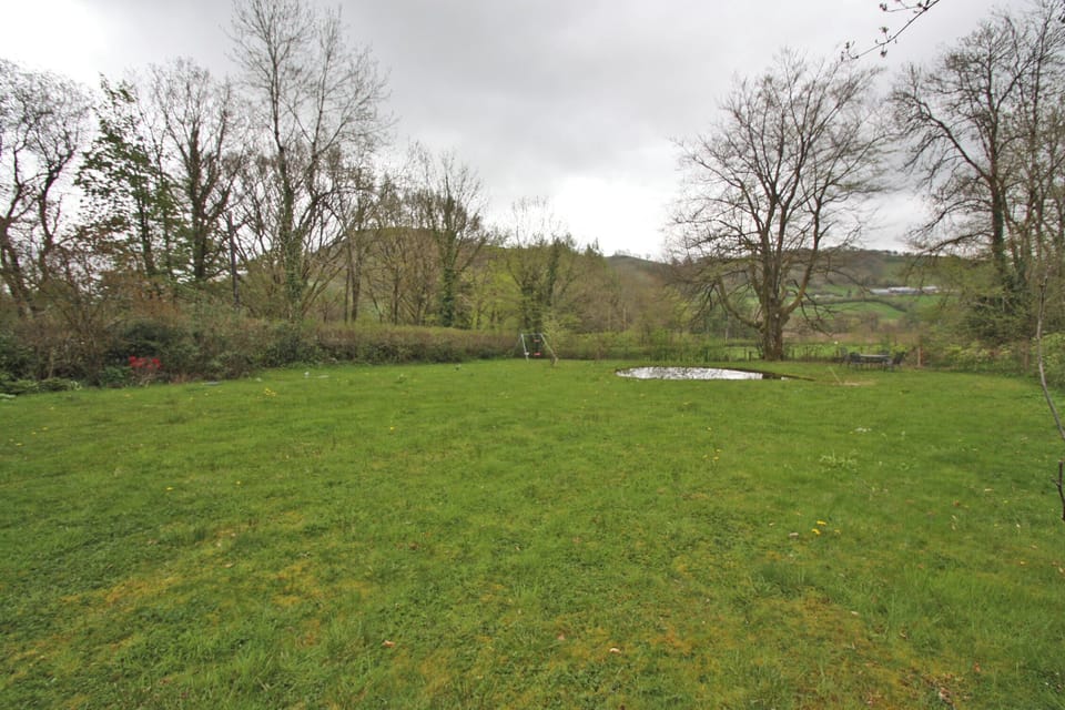 Henllys Lodge, Cilycwm, Llandovery