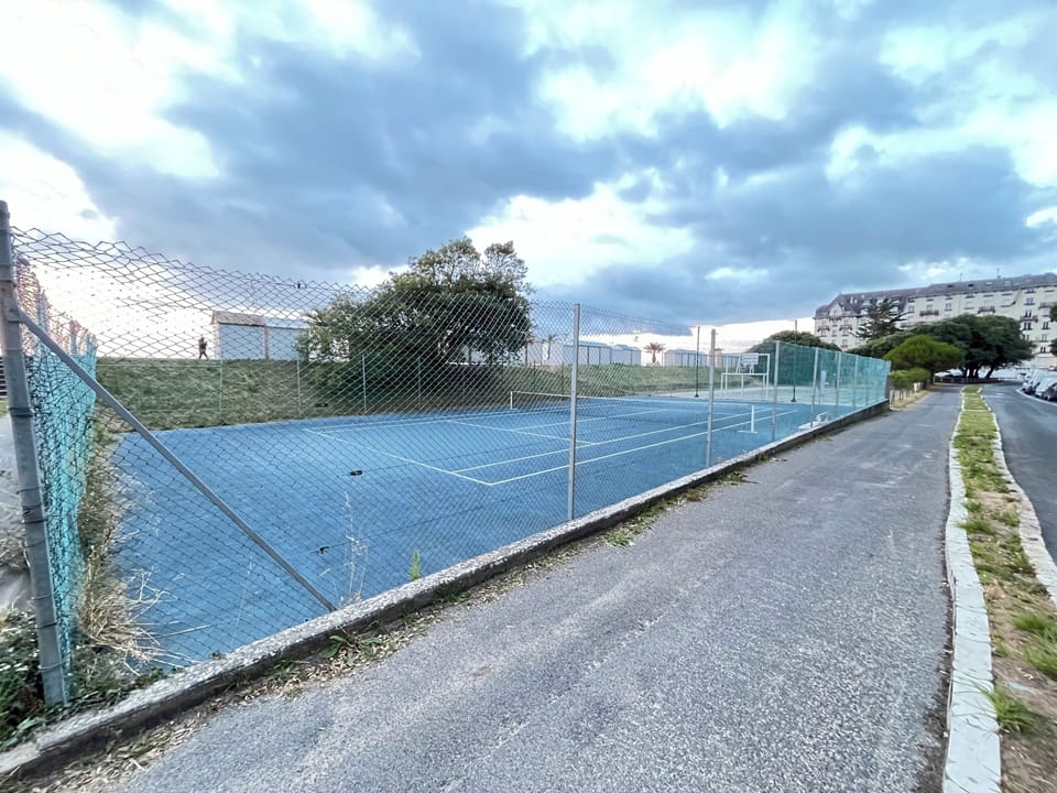 Sport court