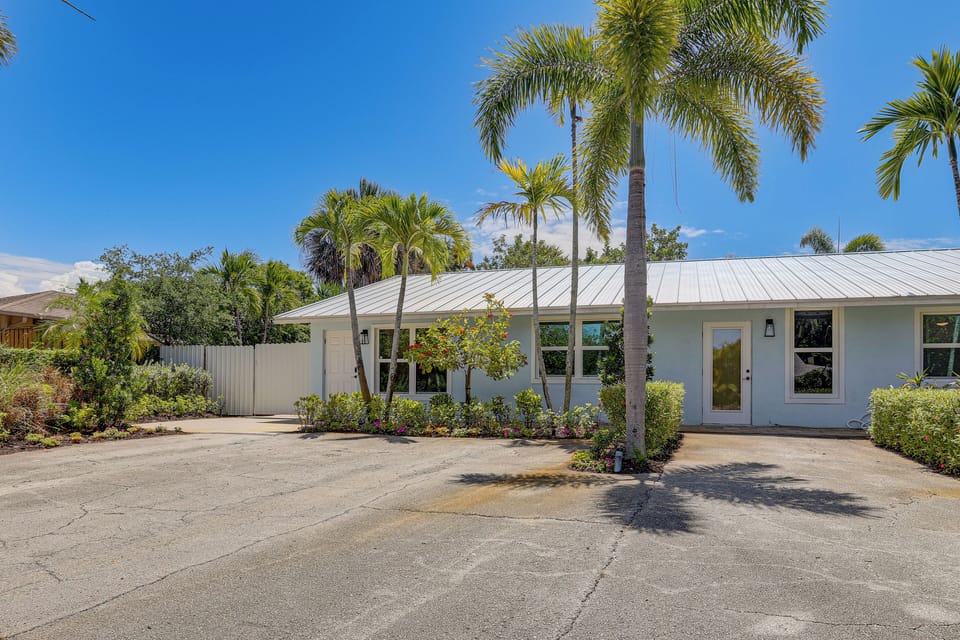 Property Exterior | Single-Story Home