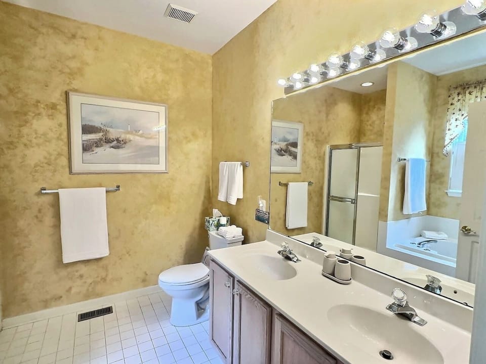 Main Bathroom