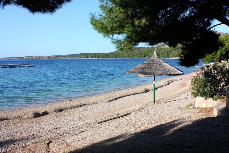 Nearby beaches
