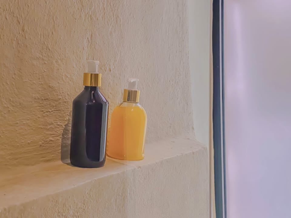 Bathroom amenities