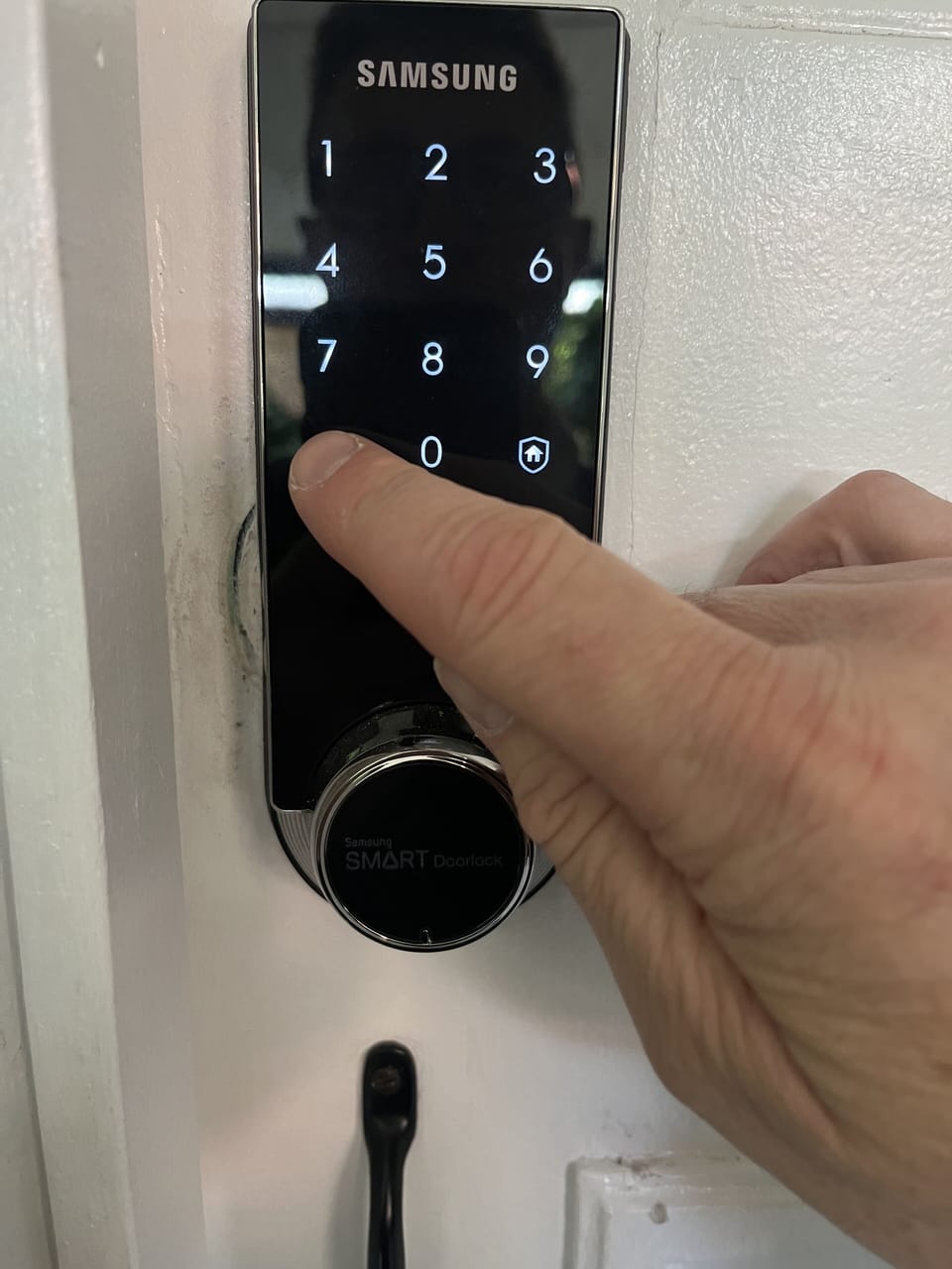 Step 3: press the star * and the door will open.
Close door by holding shut.