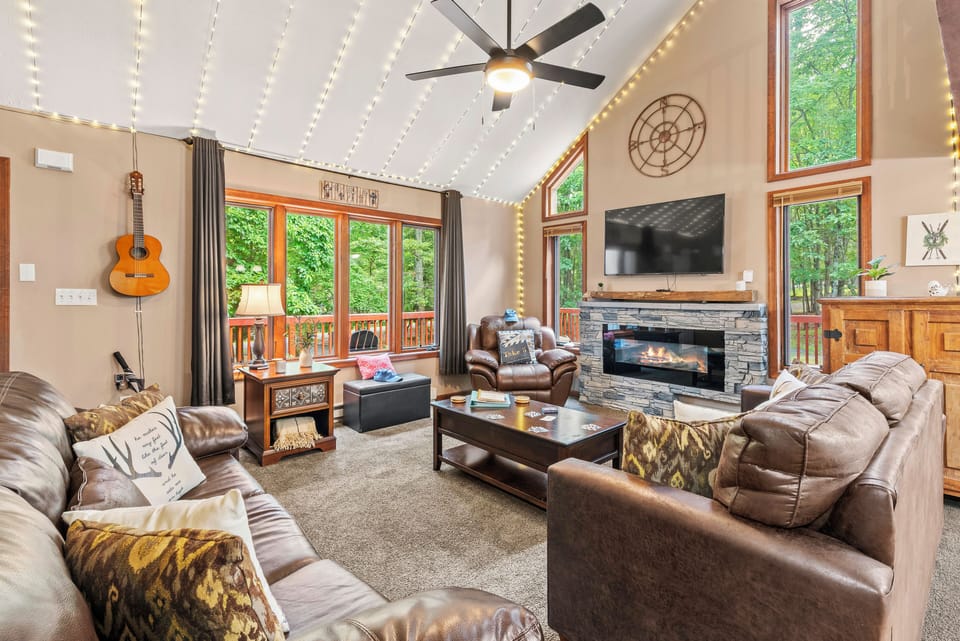 Cozy living room with ample seating.