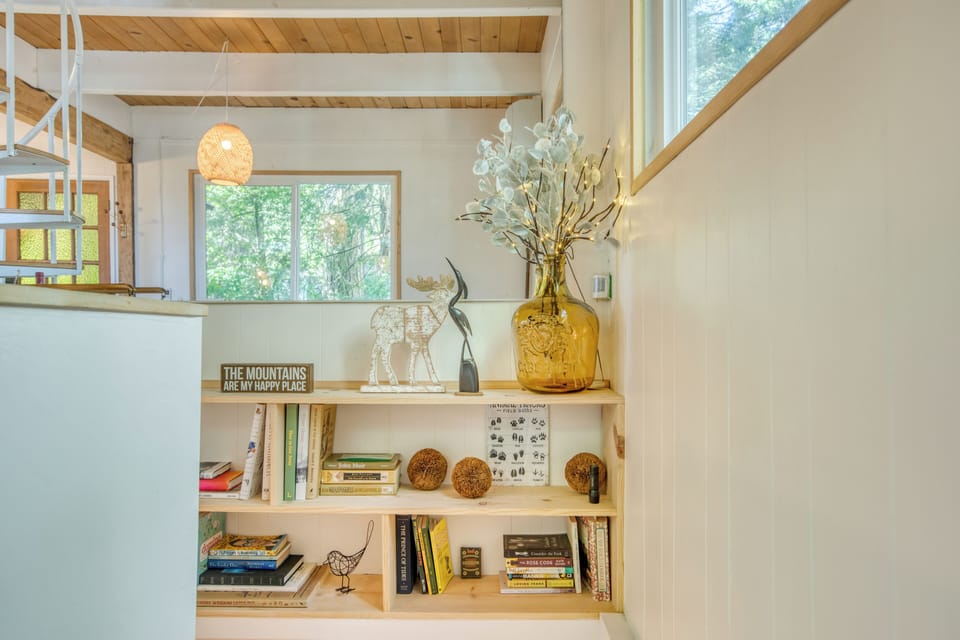 Chic decor.