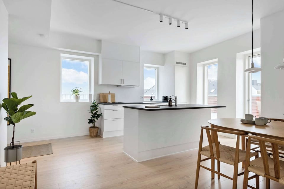Kitchen fully equipped with all amenities you need to show off your cooking skills