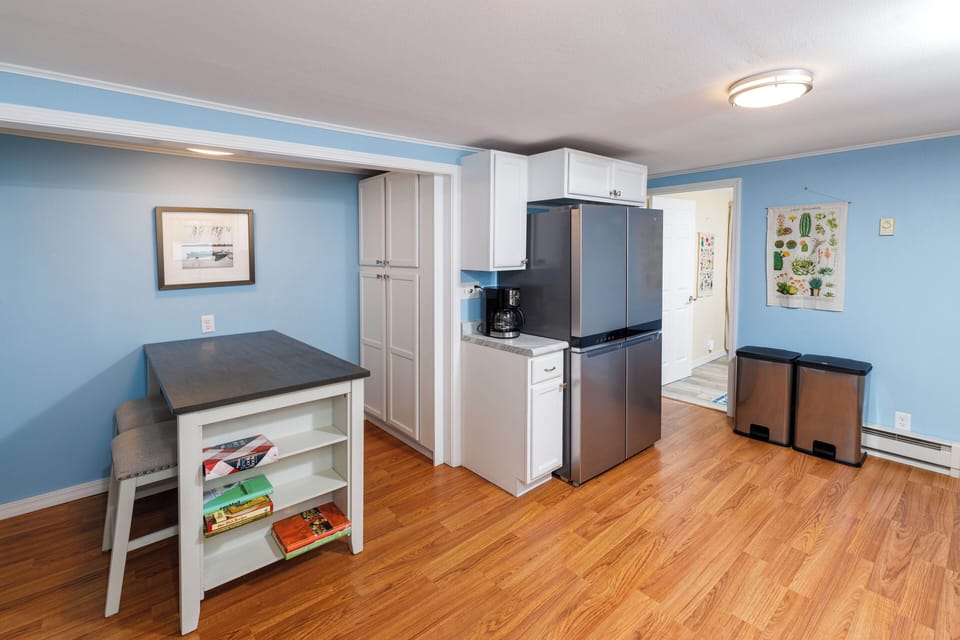 Kitchen and eating area