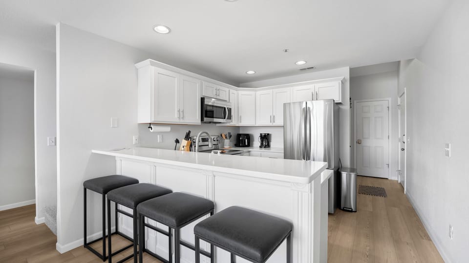 Beautiful kitchen with all new appliances, cabinets, countertops