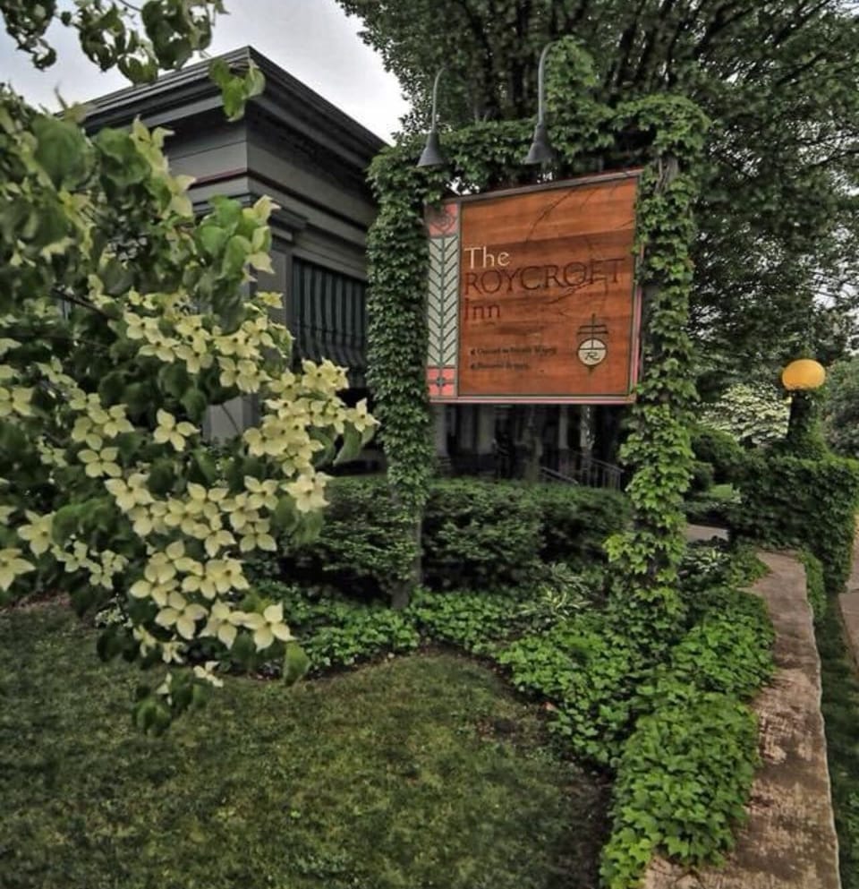 The Roycroft Inn'