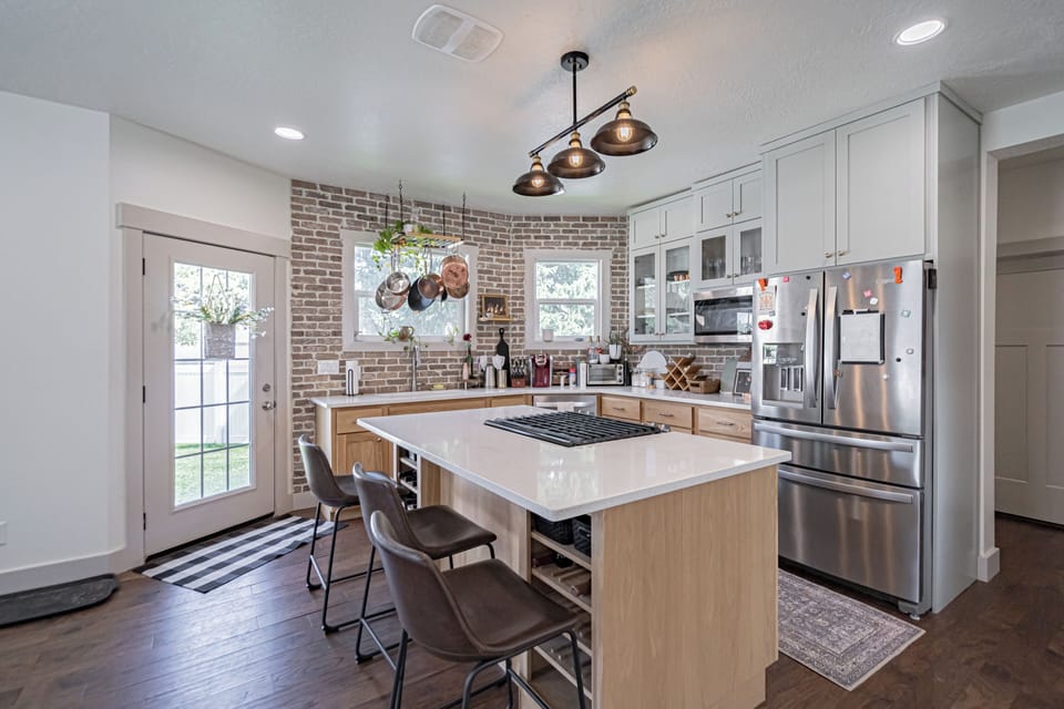Full Kitchen