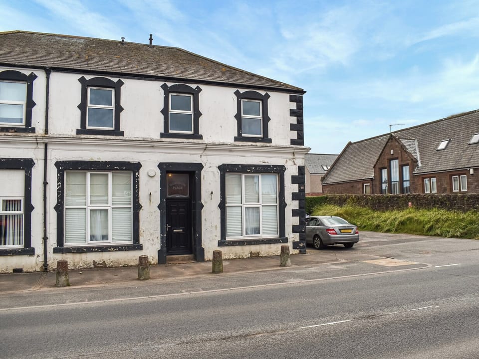 Exterior | Dominion Place, Egremont