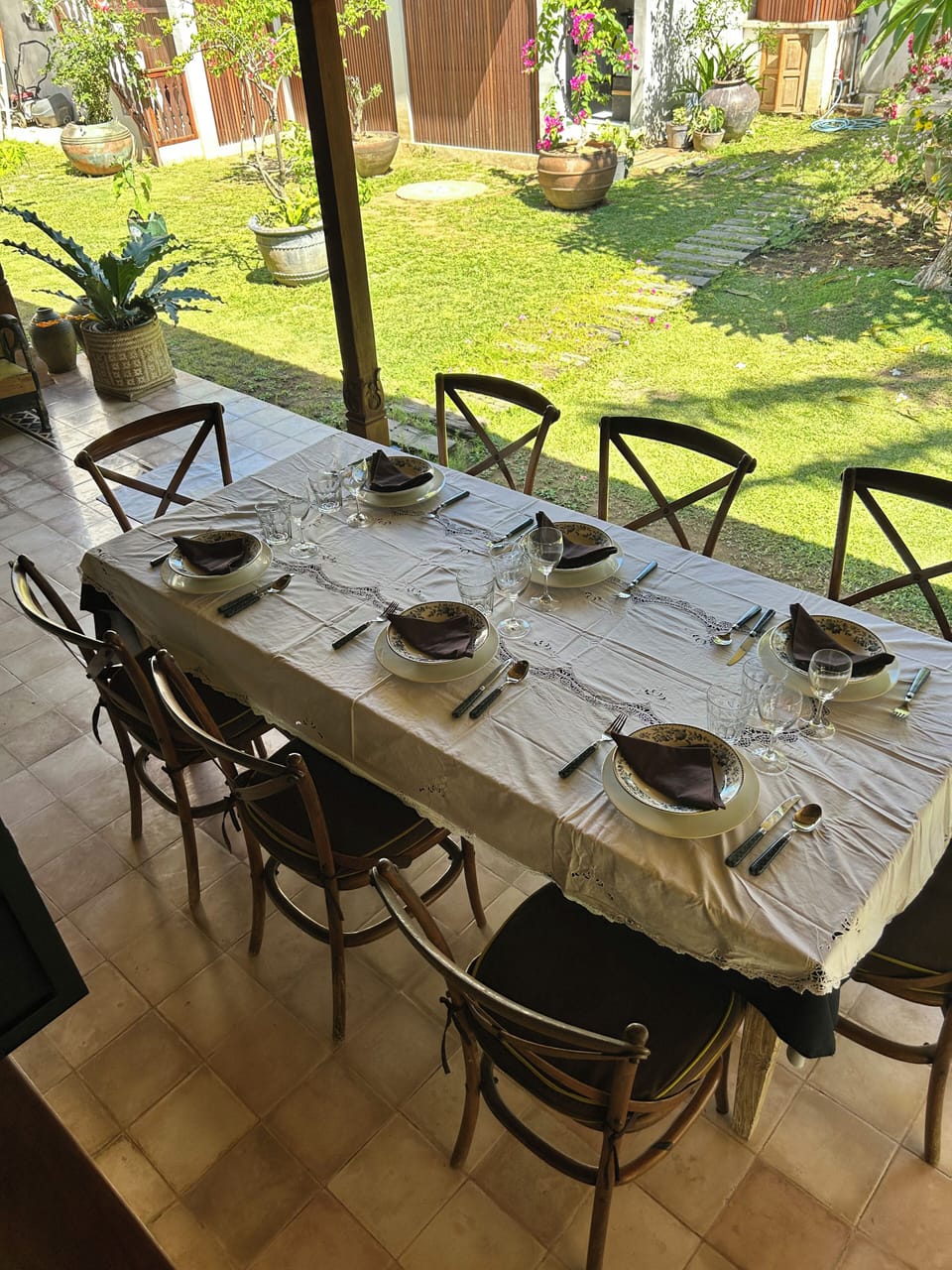 Outdoor dining