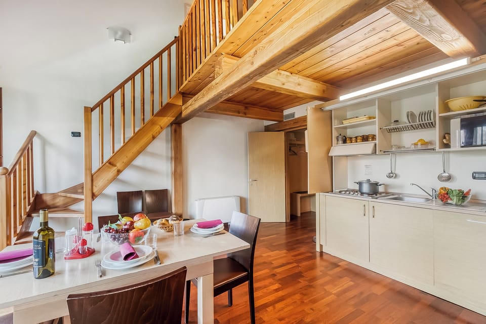 Kitchen and dining area