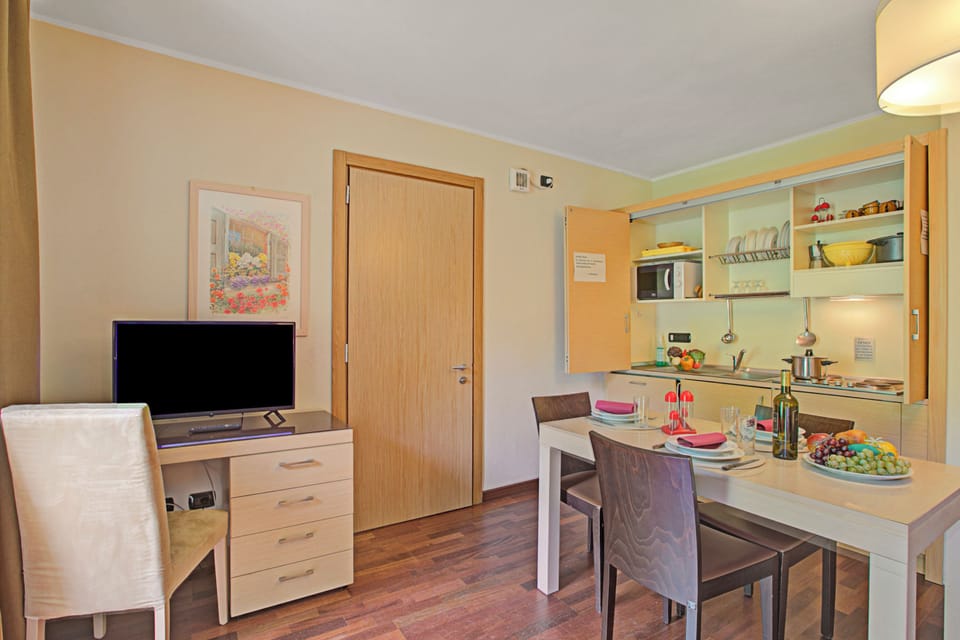 Kitchen and dining area