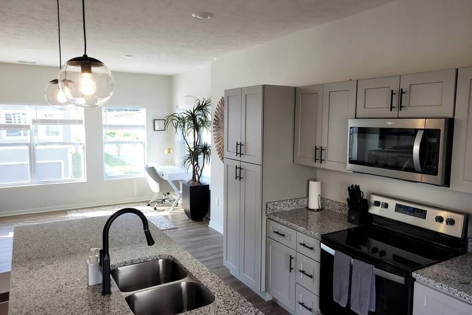 Light and Airy Home with plenty of windows! 
