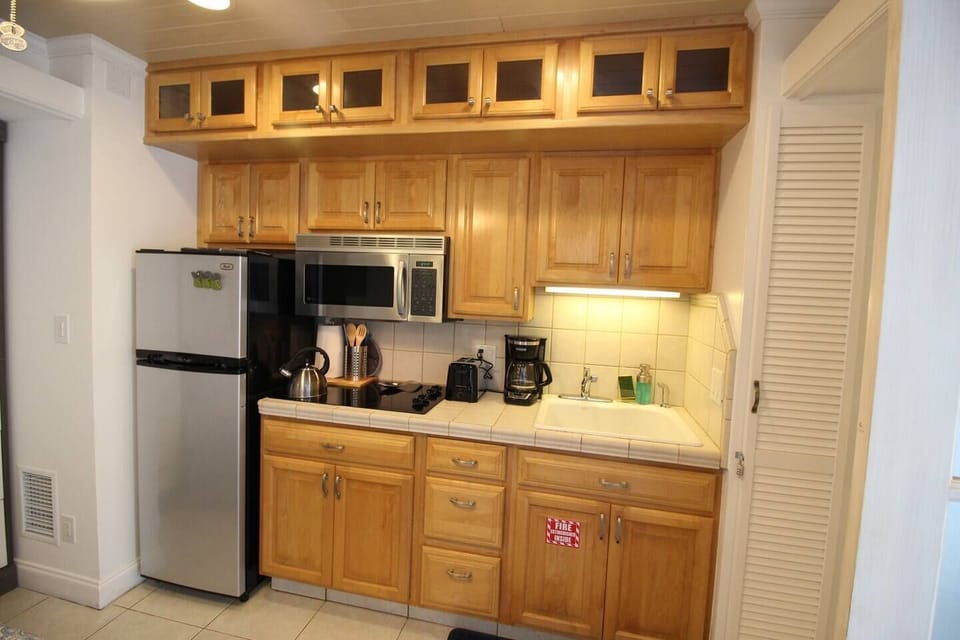 Kitchenette
