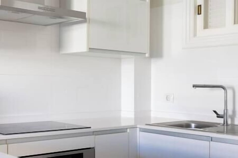 Kitchen (1)
