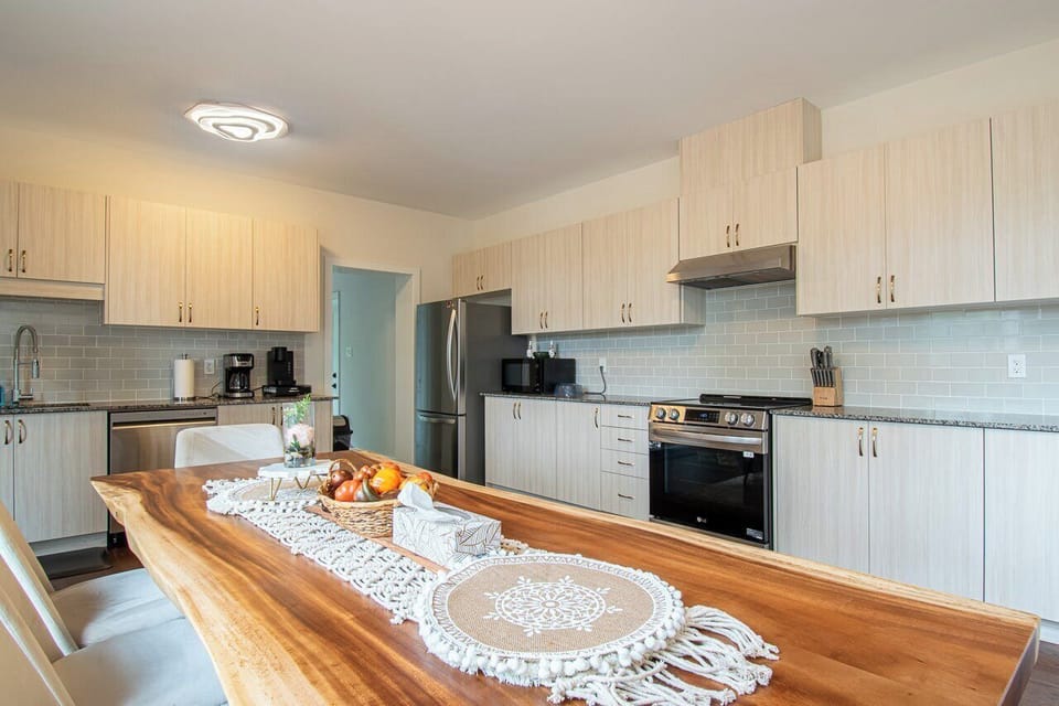 Dining Area and Kitchen