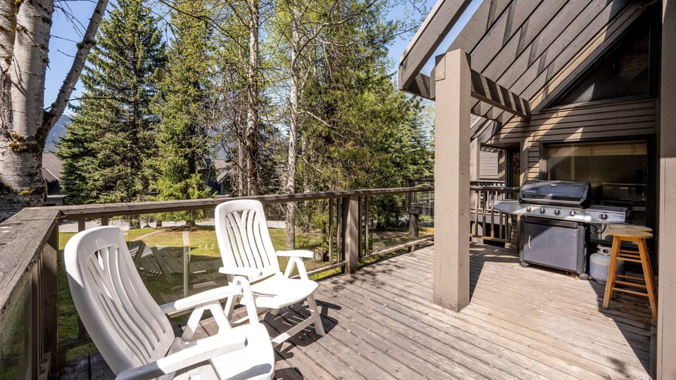 Main Floor - Deck