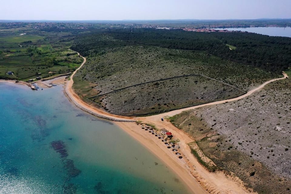 Nearby beaches