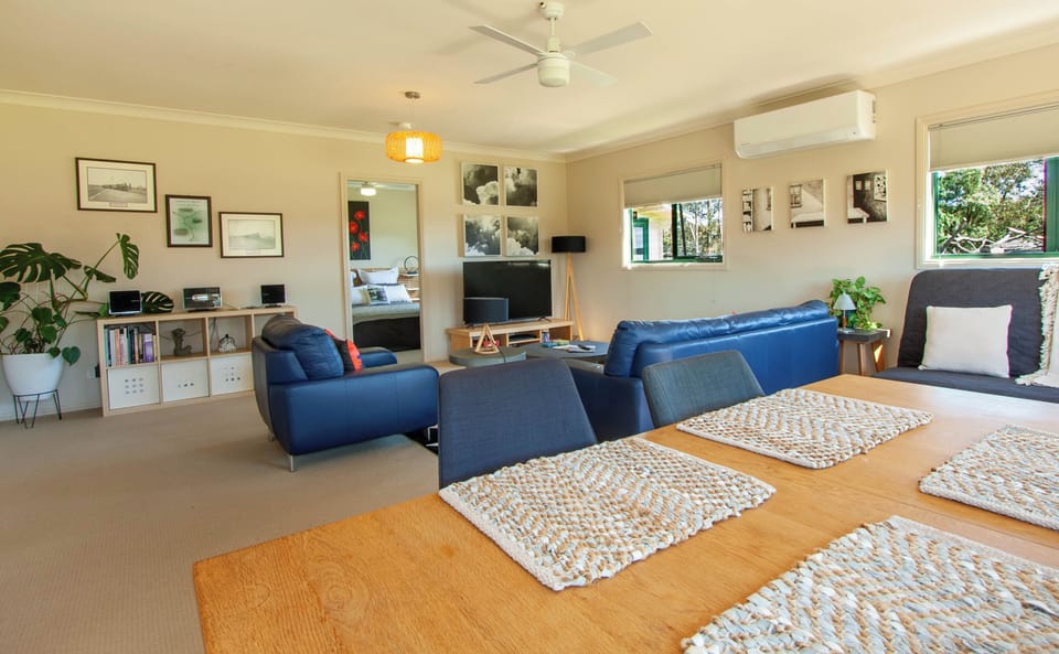 Dining Room/Lounge Room