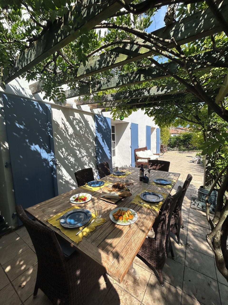 Shaded outside seating - can comfortably seat 8