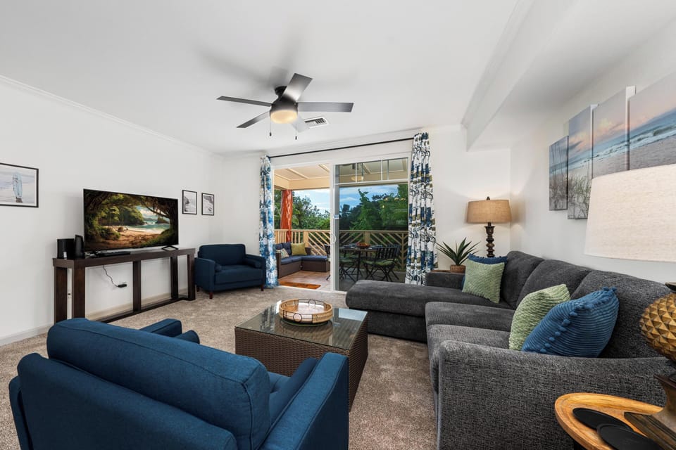 Spacious living room with lanai access