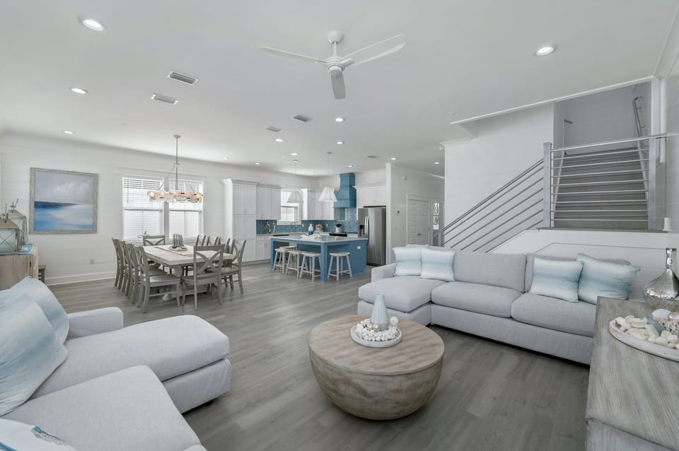 Seaspray's fun and beachy decor will create lifetime memories.