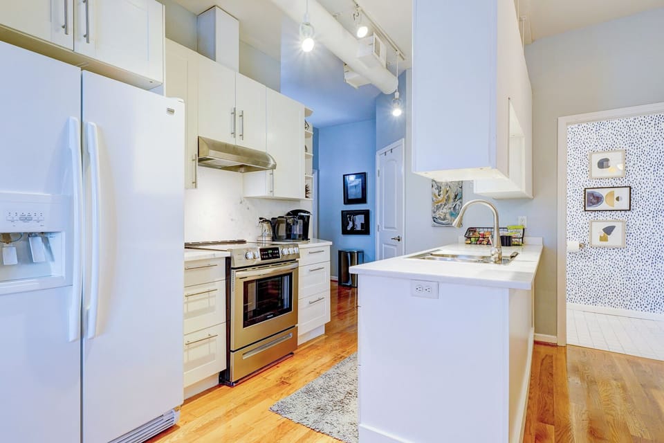 Fully stocked chef kitchen!