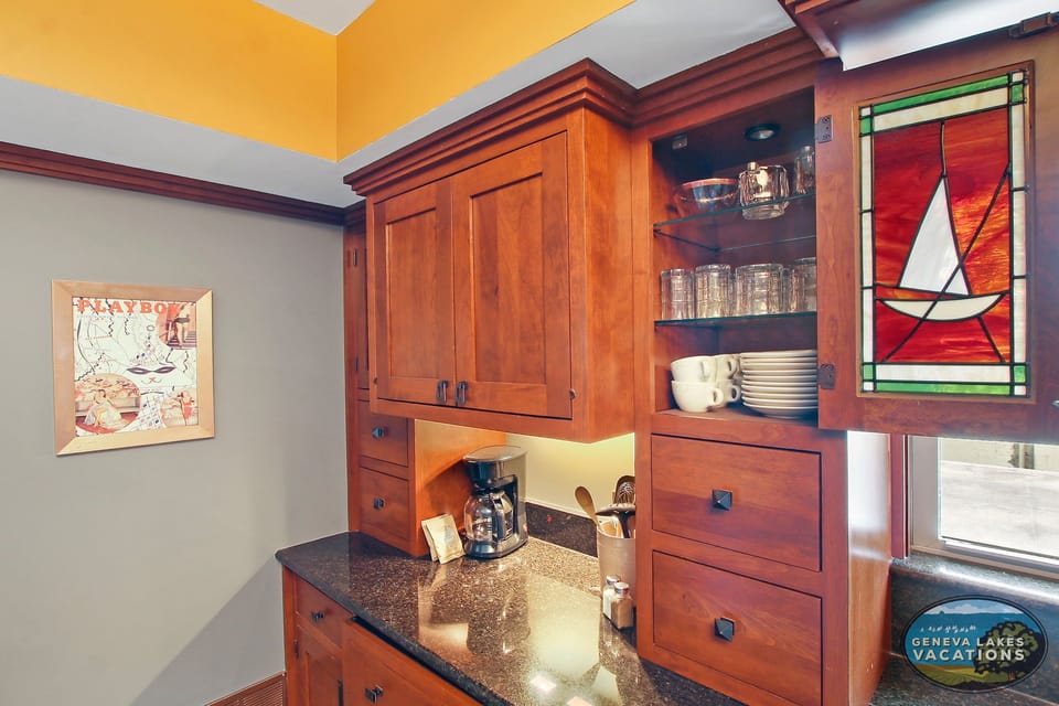 Kitchen features drip coffee maker (coffee provided)