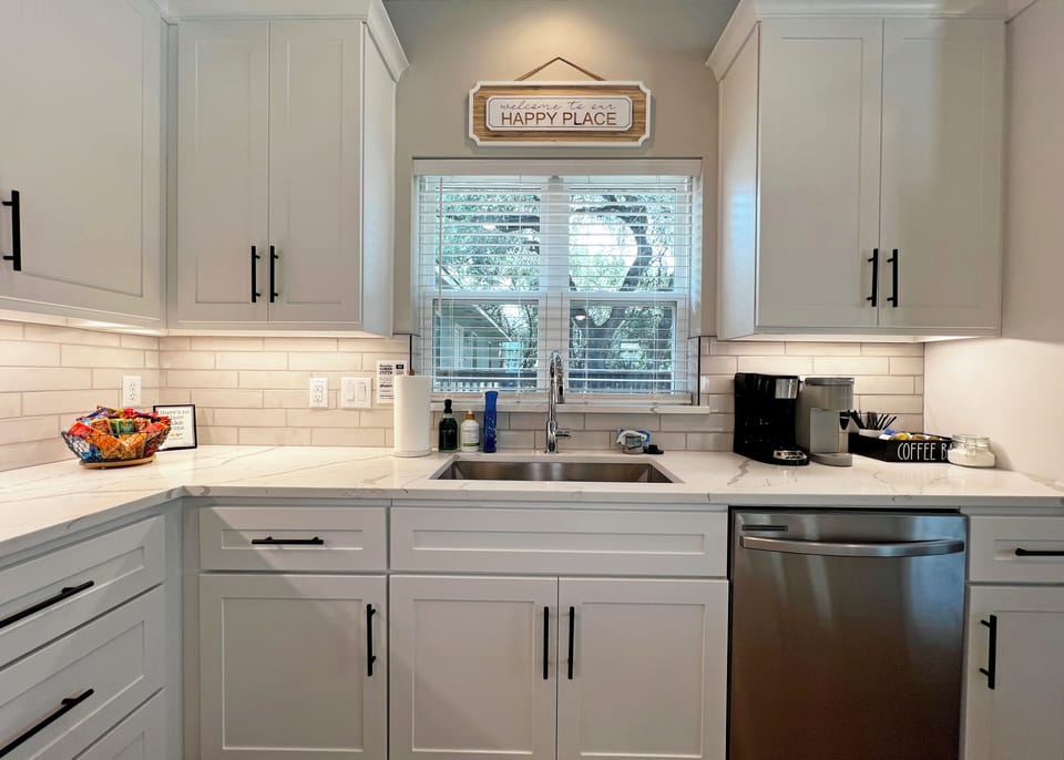 Chef's kitchen is stocked with everything you need for cooking and entertaining.