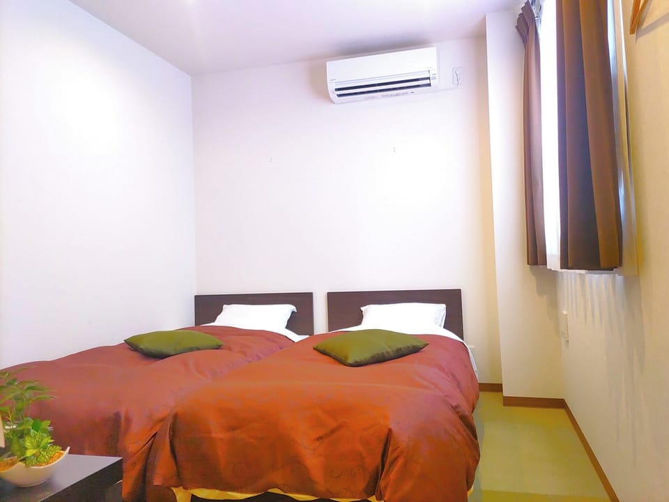 Japanese style twin room